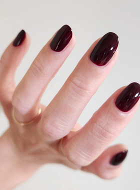 ESSIE370茄子红酒免烤显白指甲油