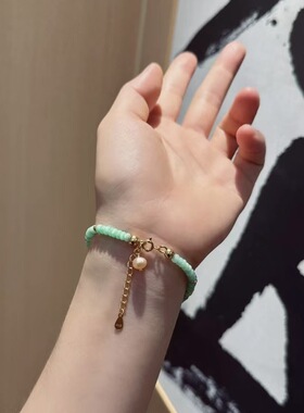 天然辣绿色缅甸翡翠手串女青海料