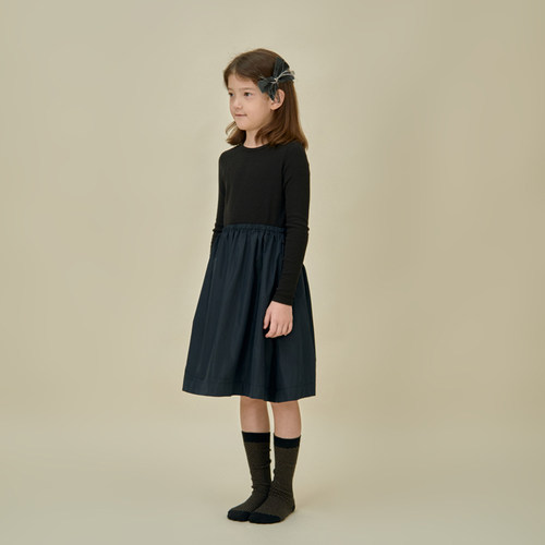 benebene韩国童装秋冬新款女童宝宝莫代尔柔软舒适假两件连衣裙 - 图0