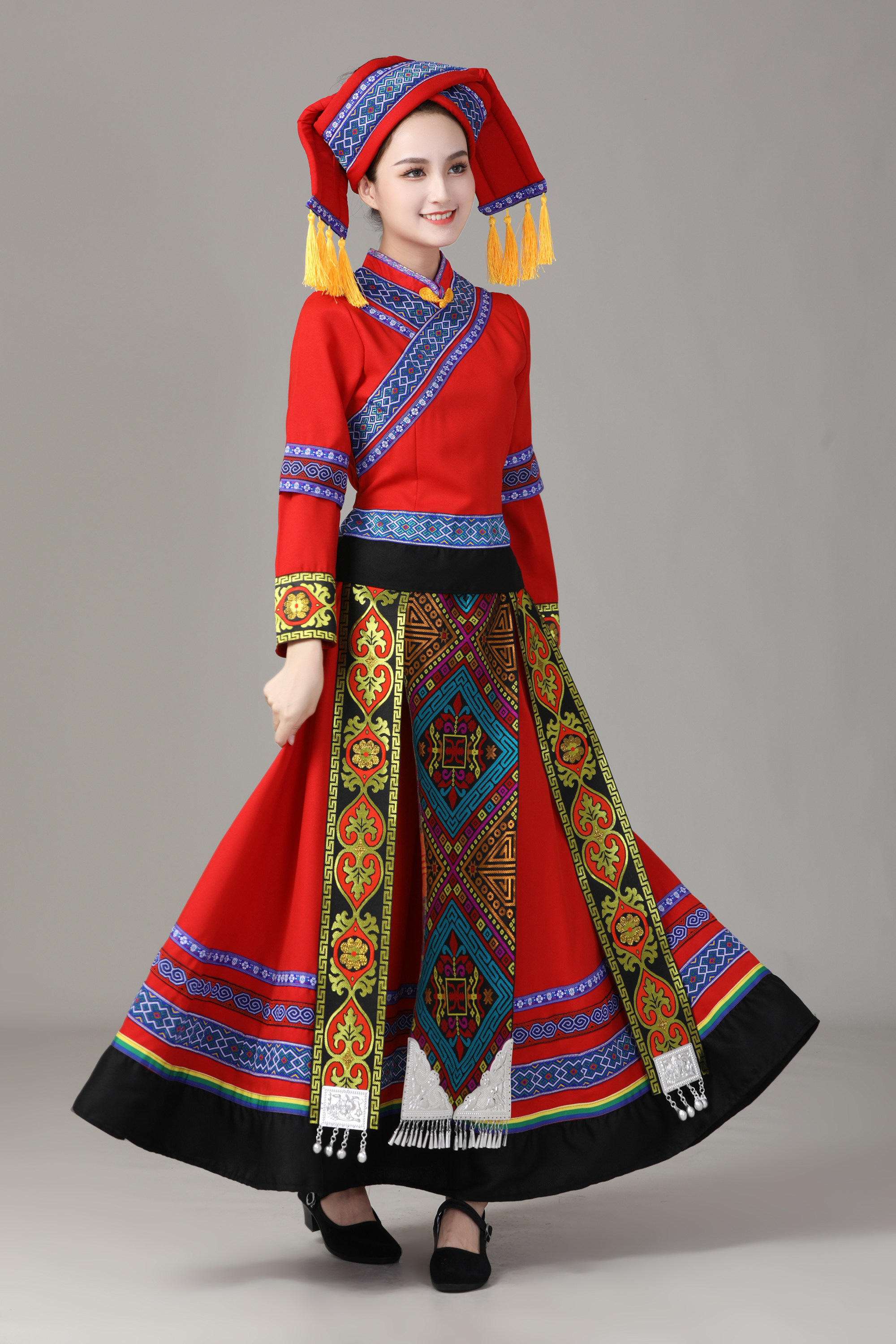 56个少数民族女独龙族特色传统服饰成人舞台舞蹈演出服合唱表演服