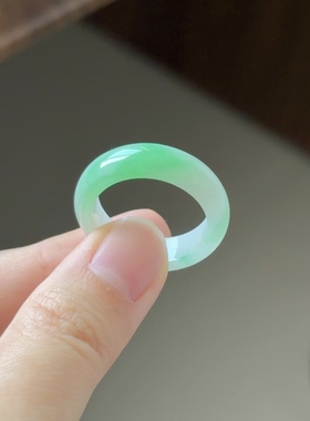 天然翡翠戒指冰糯种白底飘阳绿翡翠色素面玉石戒指戒圈玉指环女男