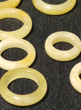 天然蜜蜡戒指男女款黄玉指环素圈食指戒指招财转运玉石指环高级感