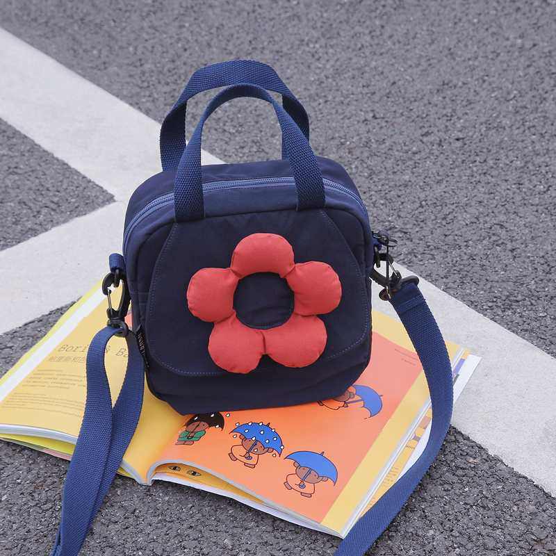 新品 三色补丁大号花朵大方包2023春季新款质感斜挎包文艺百搭单,淘宝优惠券,粉丝福利购,淘宝优惠卷