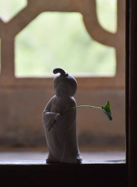 陶瓷古典仕女摆件玄关禅意家居饰品香座白瓷客厅书房插作手香插