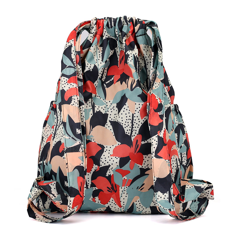 收纳可折叠超轻防水尼龙旅游双肩包 bclothz双肩背包