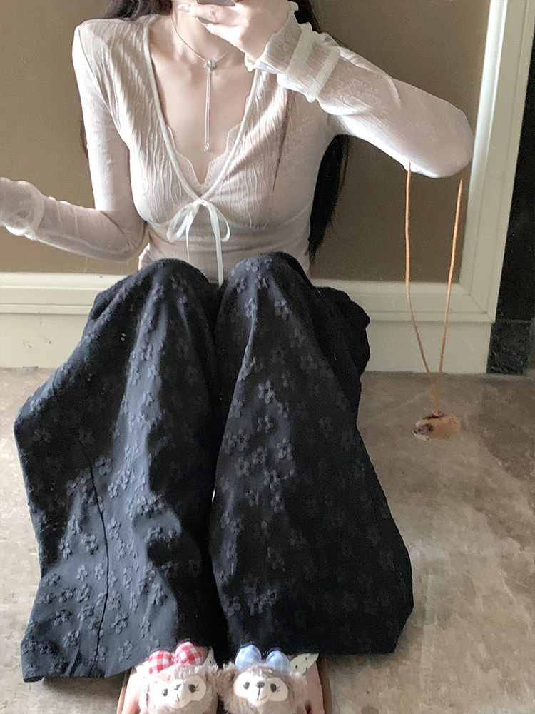 纯欲风甜辣性感V领长袖t恤女春秋2025新款收腰显瘦小众蕾丝衫上衣,淘宝优惠券,粉丝福利购,淘宝优惠卷