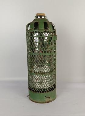 旧物品铝保温瓶保温瓶保温瓶壶旧家具电影和电视道具摄影装饰品覆