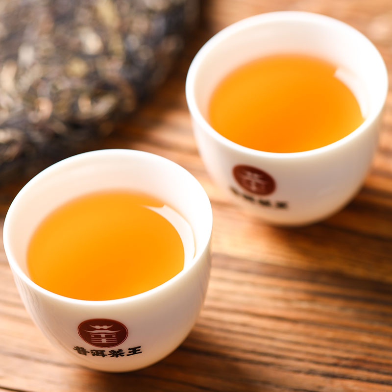 云南茶王黑茶普洱茶生茶纯料古树老陈年茶叶正宗特级生普春茶357g