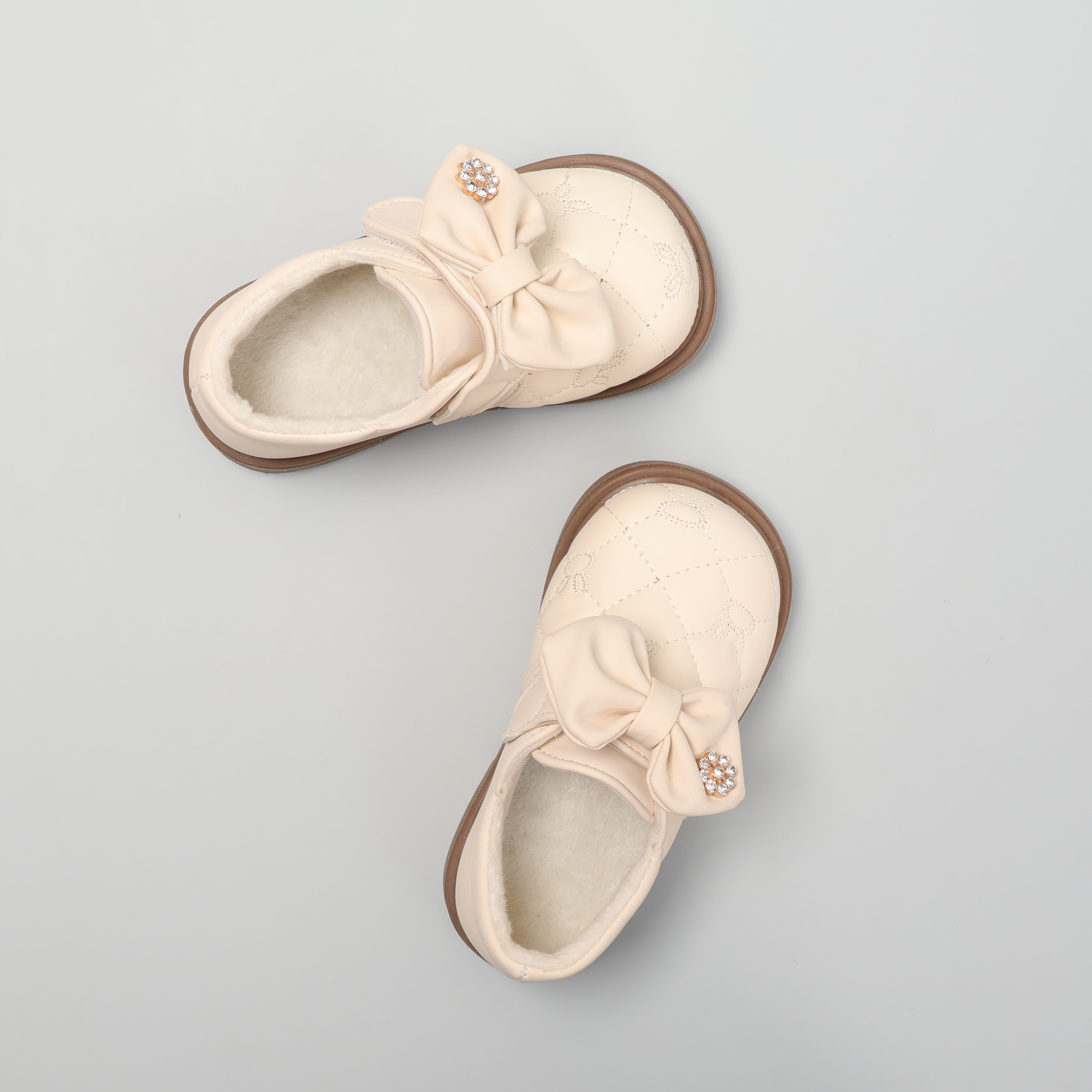 女童蝴蝶结小皮鞋秋冬加绒保暖软底单鞋2025新款浅口百搭公主鞋子,淘宝优惠券,粉丝福利购,淘宝优惠卷