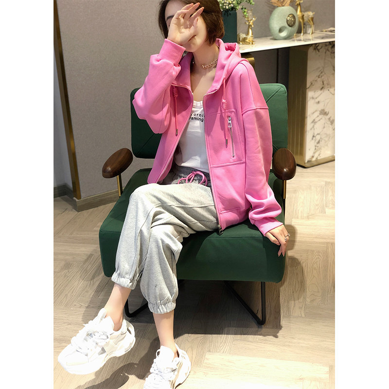 粉色运动休闲短款宽松小个子夹克 秋寸短外套
