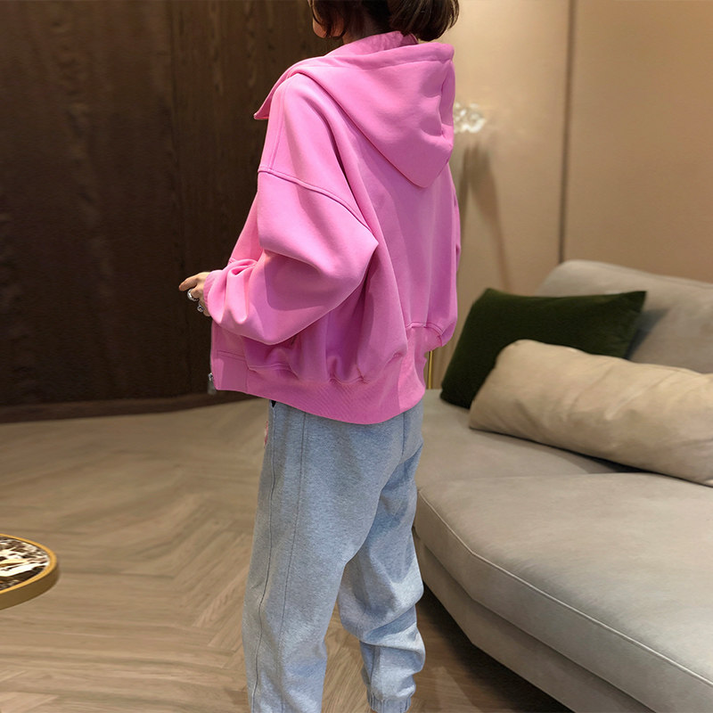 粉色运动休闲短款宽松小个子夹克 秋寸短外套