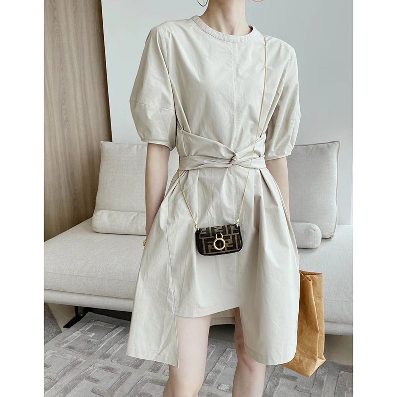 纯色系带收腰不对称夏季新款连衣裙 琳灿连衣裙