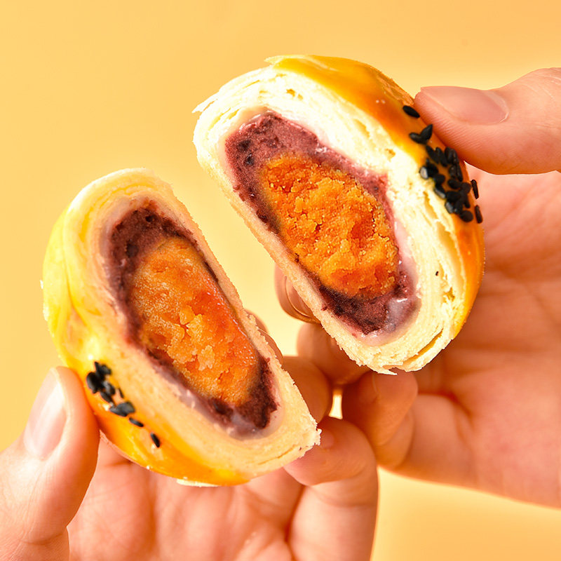 雪媚娘流心咸蛋黄酥整箱早餐蛋黄酥 四季红食品传统糕点