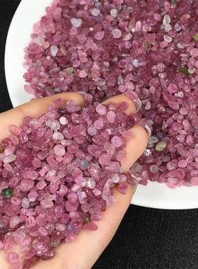 天然水晶七彩碧玺晶体碎石原石打磨花盆鱼缸观景石摆件厂家