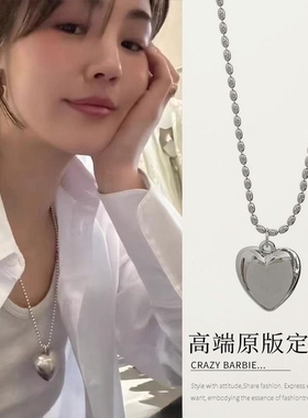ins欧尼同款银色吊坠项链女新款高级感百搭毛衣链配饰爱心锁骨