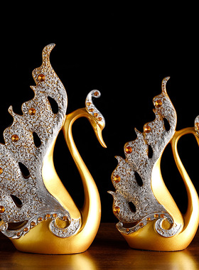 北欧天鹅结婚礼物送新人创意客厅玄关办公室装饰小摆件房间布置设