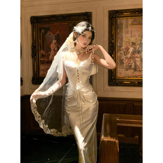 French high-end heavy industry fishbone dress