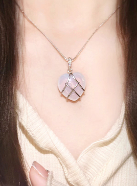 然后我们跳舞了天然水晶项链