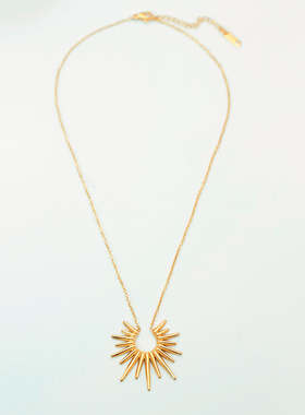 欧美太阳项链女18K金钛钢锁骨链小众高级感轻奢个性吊坠ins冷淡风