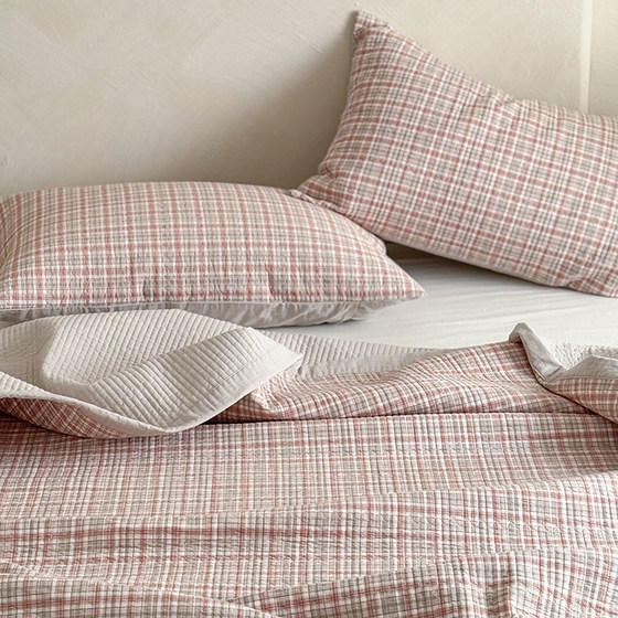 2026 new double-sided cotton yarn-dyed washed cotton bed cover four-season universal quilted thickened pure cotton anti-slip bed sheet
