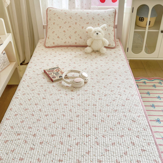 Student double-sided cotton bed cover