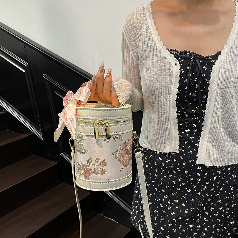 新中式手工国风非遗宋锦编织包配旗袍汉服diy手工包包包水桶女包,淘宝优惠券,粉丝福利购,淘宝优惠卷