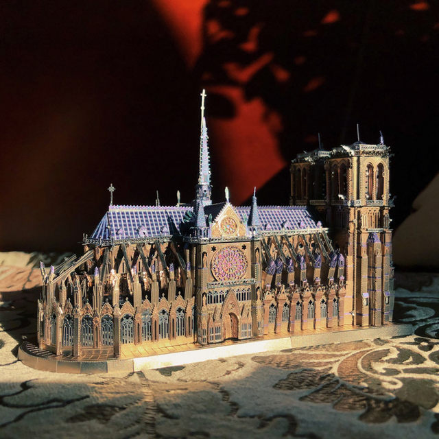 Pinku Metal Model Three-dimensional Puzzle Notre Dame Cathedral