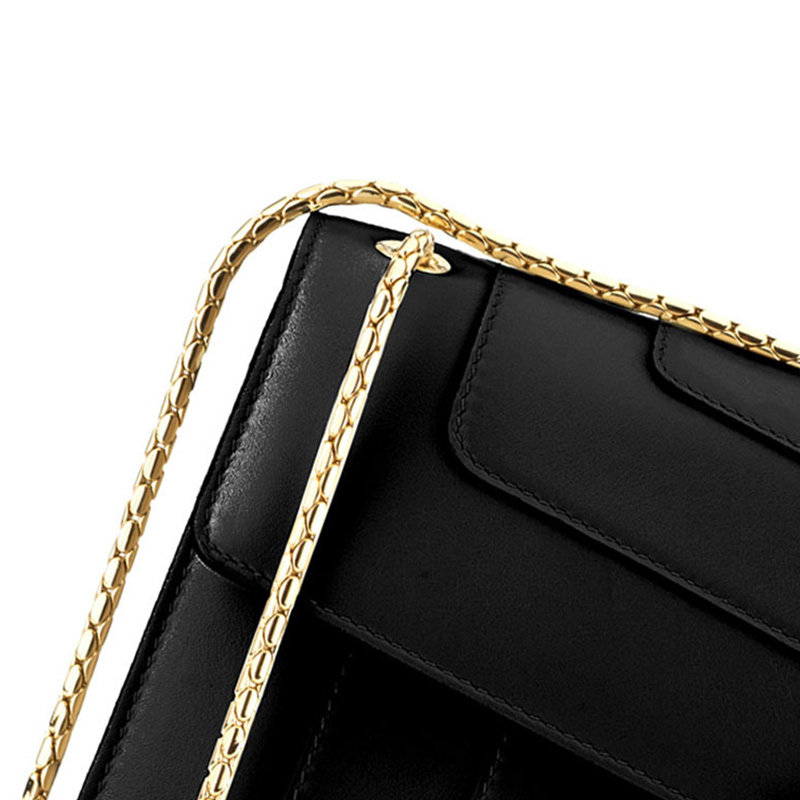 bvlgari经典蛇头扣黑色牛皮挎包 YISHEHUI海外女士包袋