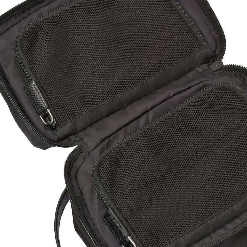 prada男士三角徽标手拿包 YISHEHUI海外男士包袋