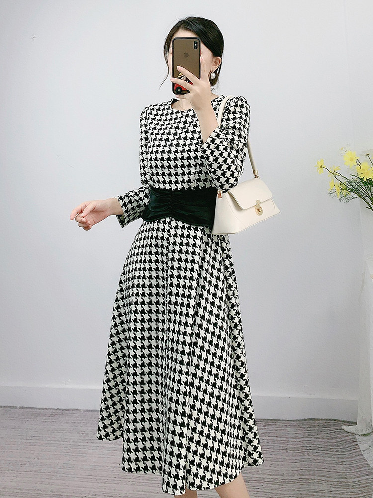 慕衣思雪纺2020秋冬新款气质显瘦 慕衣思连衣裙