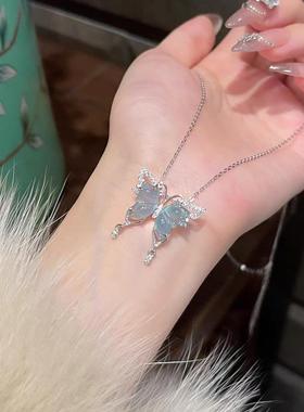 冰新款淡绿色蝴蝶吊坠时尚感颈链