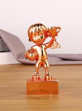 足球纪念品 小学生幼儿园足球奖杯 球迷颁奖小礼品树脂工艺品