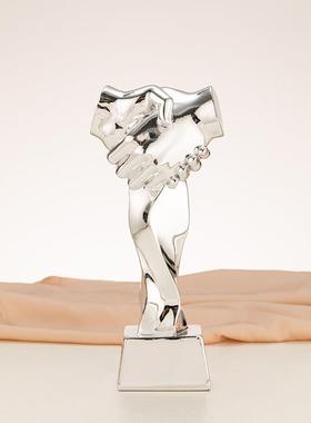 公平竞赛奖颁奖奖杯 足球篮球比赛运动会握手诚信合作年终奖树脂