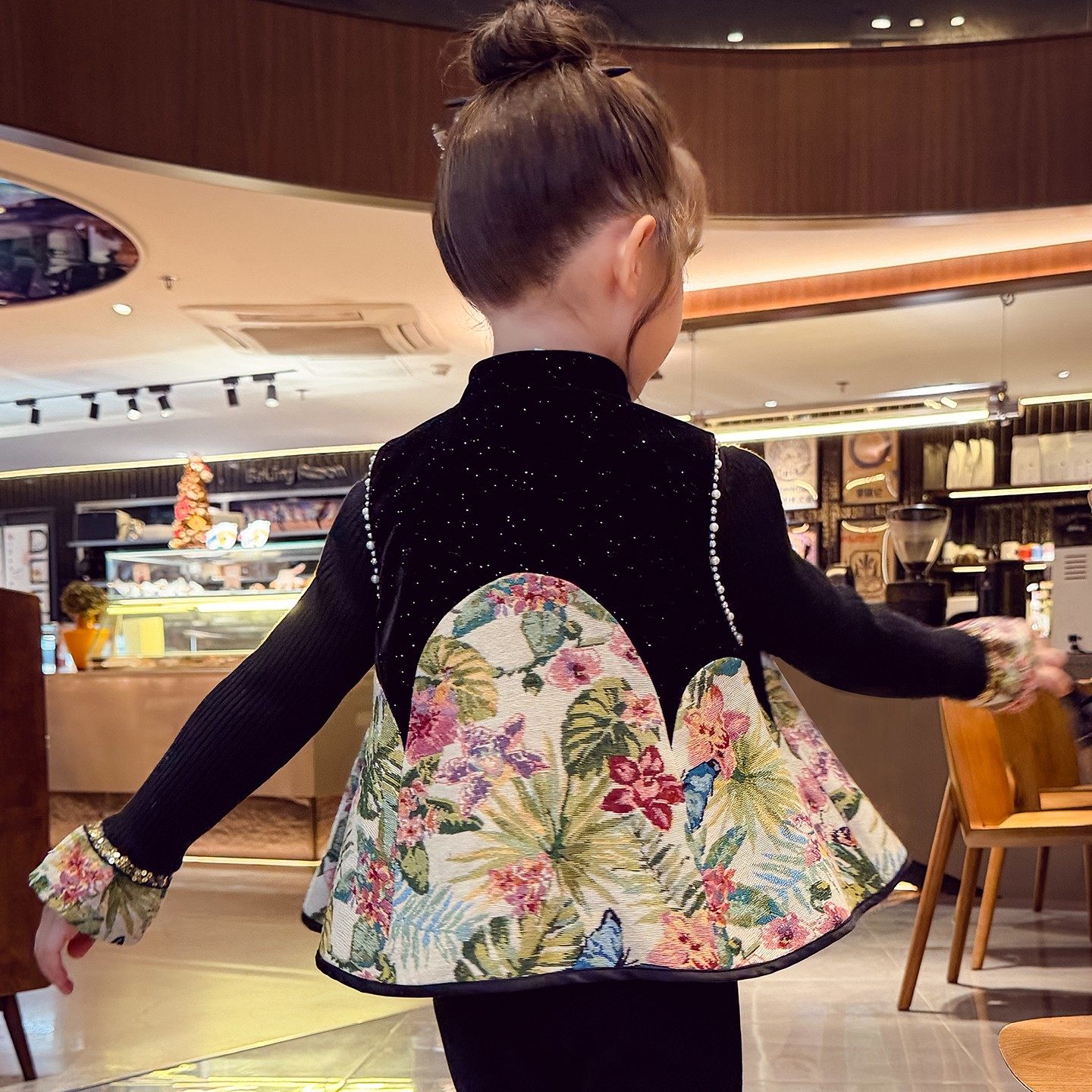 女童新中式加绒套装冬装2025新款儿童国风背心上衣刺绣喇叭裤毛衣,淘宝优惠券,粉丝福利购,淘宝优惠卷