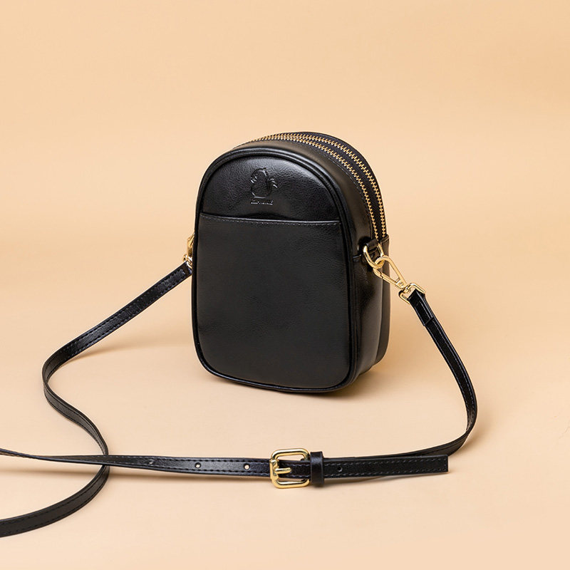 2020 ck女包 花栗鼠手机包