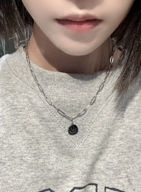 1005韩国东大门代购nyunyu项链回形扣笑脸吊坠可爱黑色简约女韩式