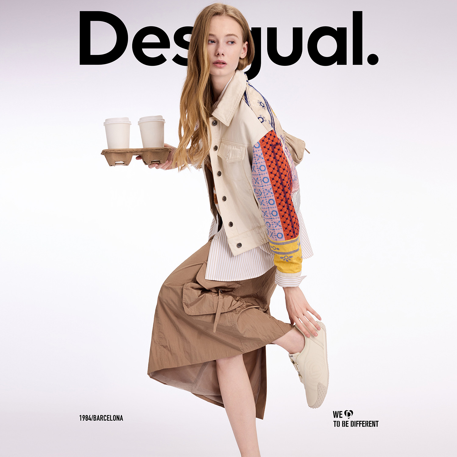 Desigual【明星同款】刺绣拼接翻领女士牛仔外套