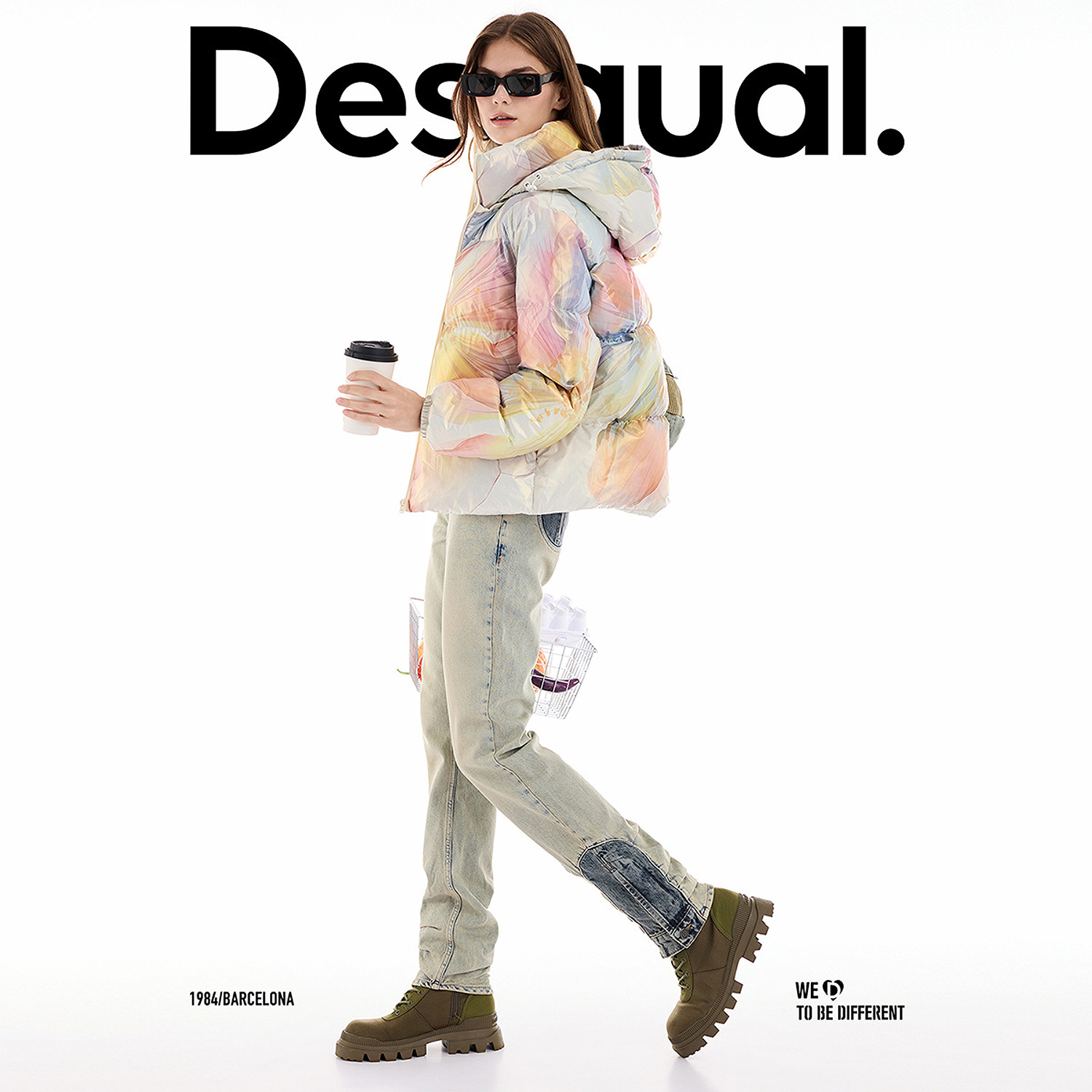 Desigual25秋冬新品镭射花卉印花连帽棉服女士外套