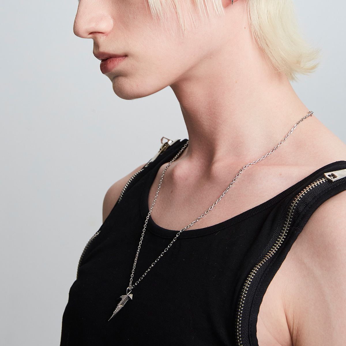 展轩同款YURITAN闪电T字镶钻吊坠项链 - 图3