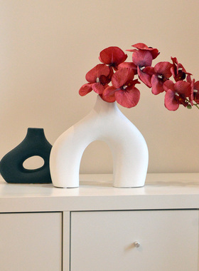 现代北欧黑白艺术陶瓷花瓶玄关假花样板房装饰电视柜酒柜摆件酒店