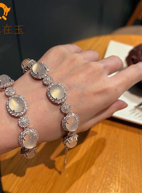 河南南阳石佛寺玉器市场在逃公主蝴蝶结手链高冰玛瑙玉髓轻奢