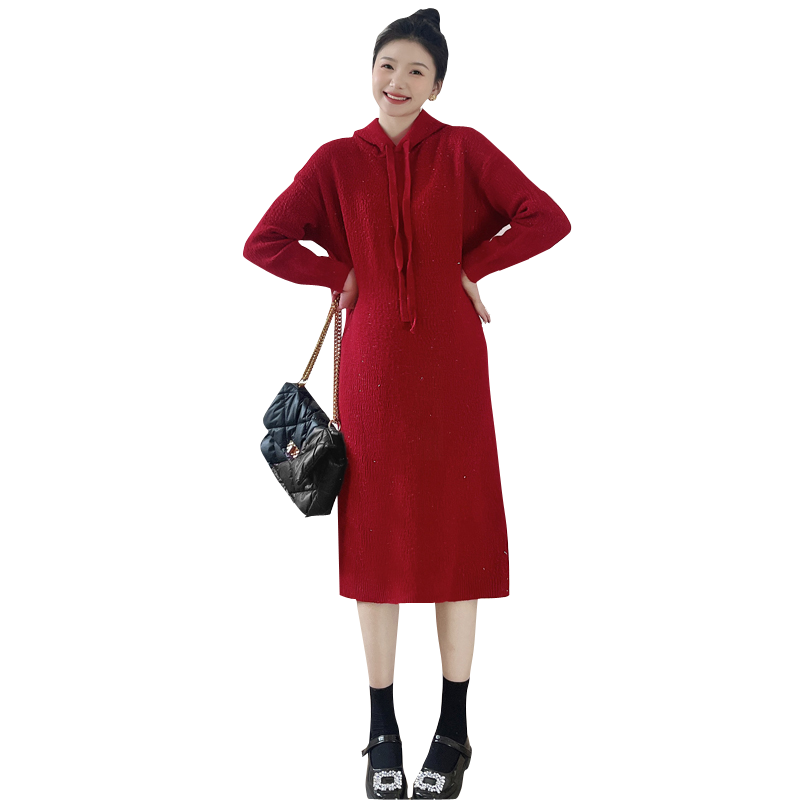 孕妇装大码秋冬款连衣裙200斤冬装新款减龄红色连帽毛衣裙过年裙