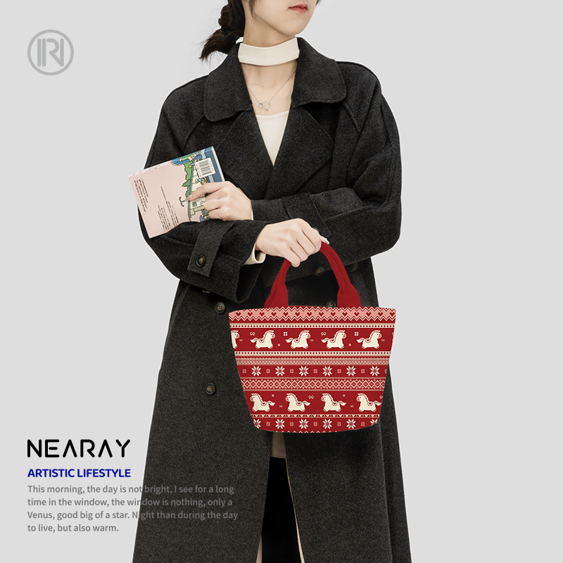 2026新款费尔岛小马帆布包包女日常逛街轻便大容量拉链手提包Q348,淘宝优惠券,粉丝福利购,淘宝优惠卷