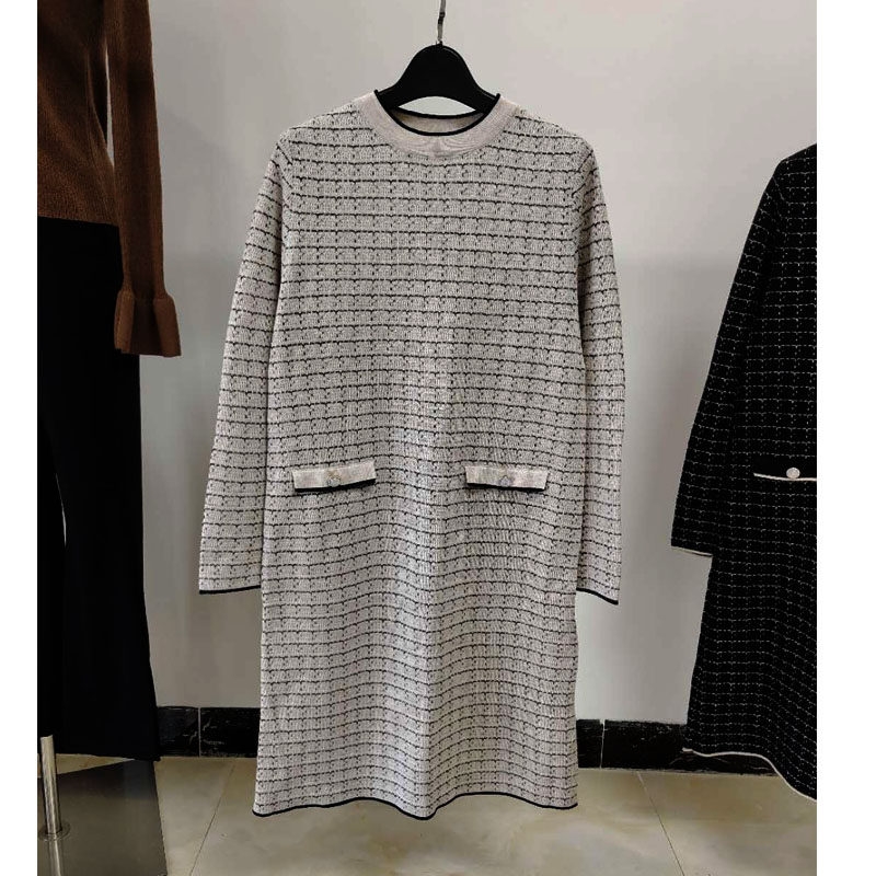 amass旗舰店官网2020年新款针织衫 本塑连衣裙