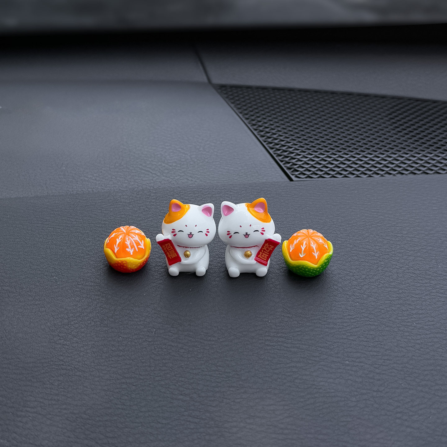 「好运招财」治愈系车载摆件可爱汽车装饰男女生车内中控卡通玩偶,淘宝优惠券,粉丝福利购,淘宝优惠卷