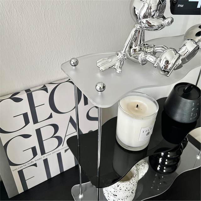 Light luxury simple acrylic desktop storage rack water cup display rack transparent multi-layer perfume cosmetic storage rack