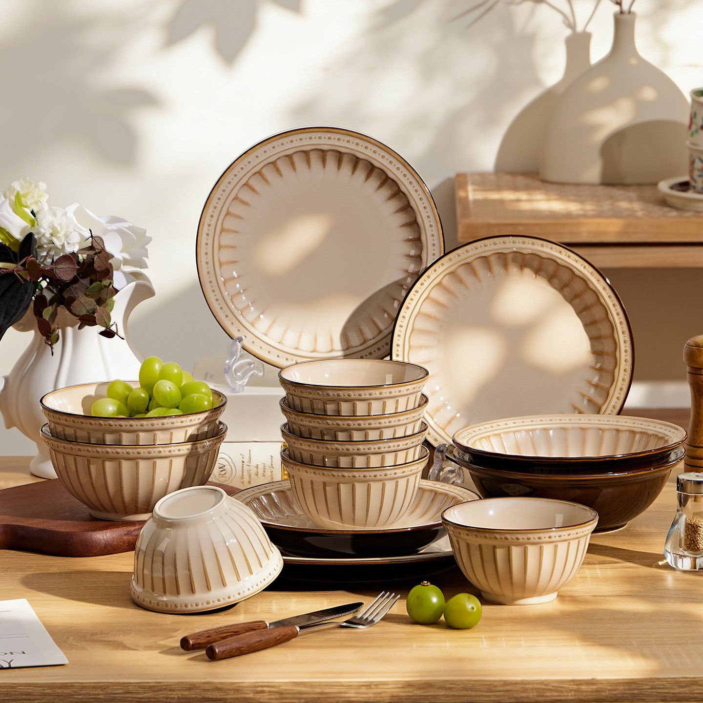 中古风碗碟套装家用新款高颜值法式复古餐具窑变陶瓷乔迁之喜菊瓣