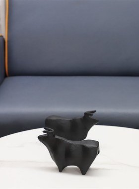 现代简约动物牛铸铁摆件客v厅卧室玄关书房电视柜样板房家居装饰