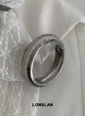 LONSLAN ACC 2025ss金属感欧美夸张纹理开口弹簧手镯个性手饰