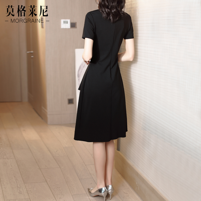  莫格莱尼连衣裙